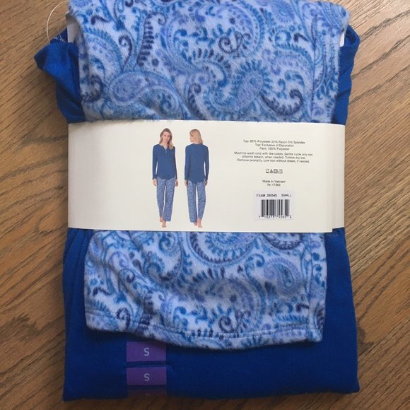 NWT 2 piece Anne Klein Pajama Set - Picture 5 of 7